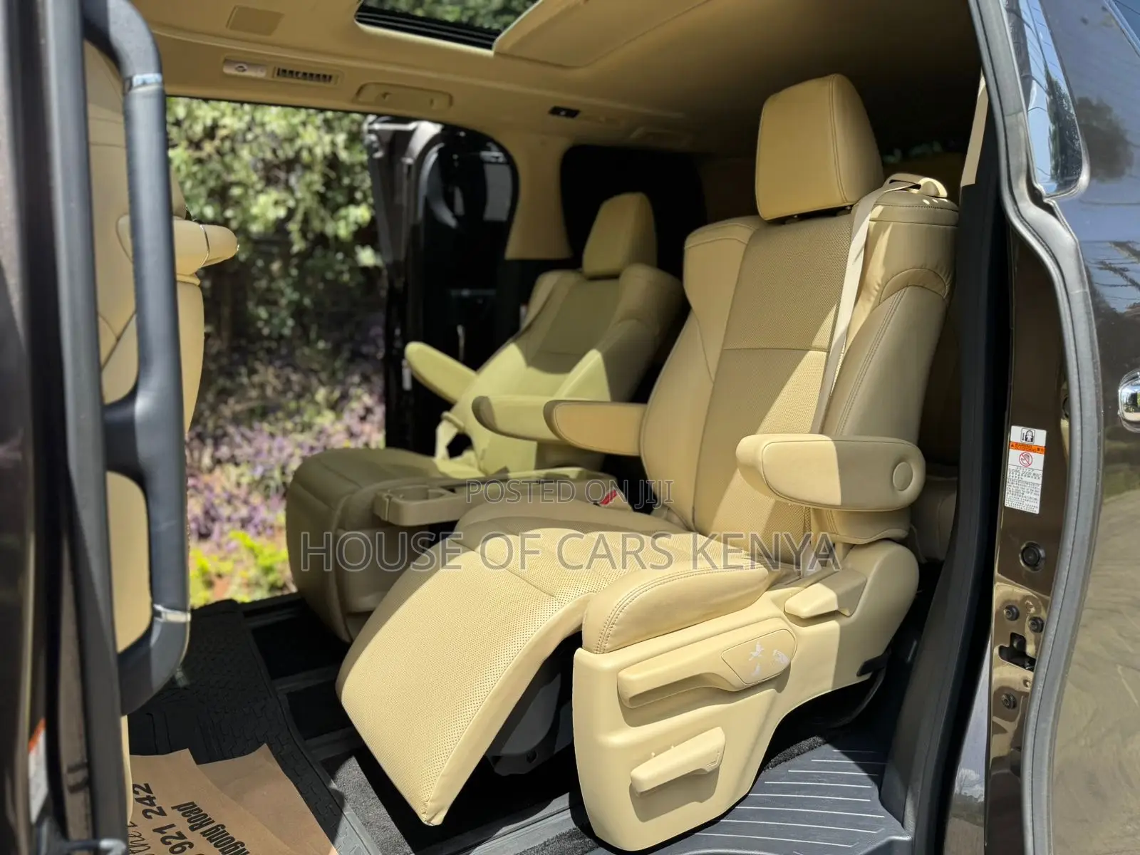 Toyota Alphard 2018 Brown