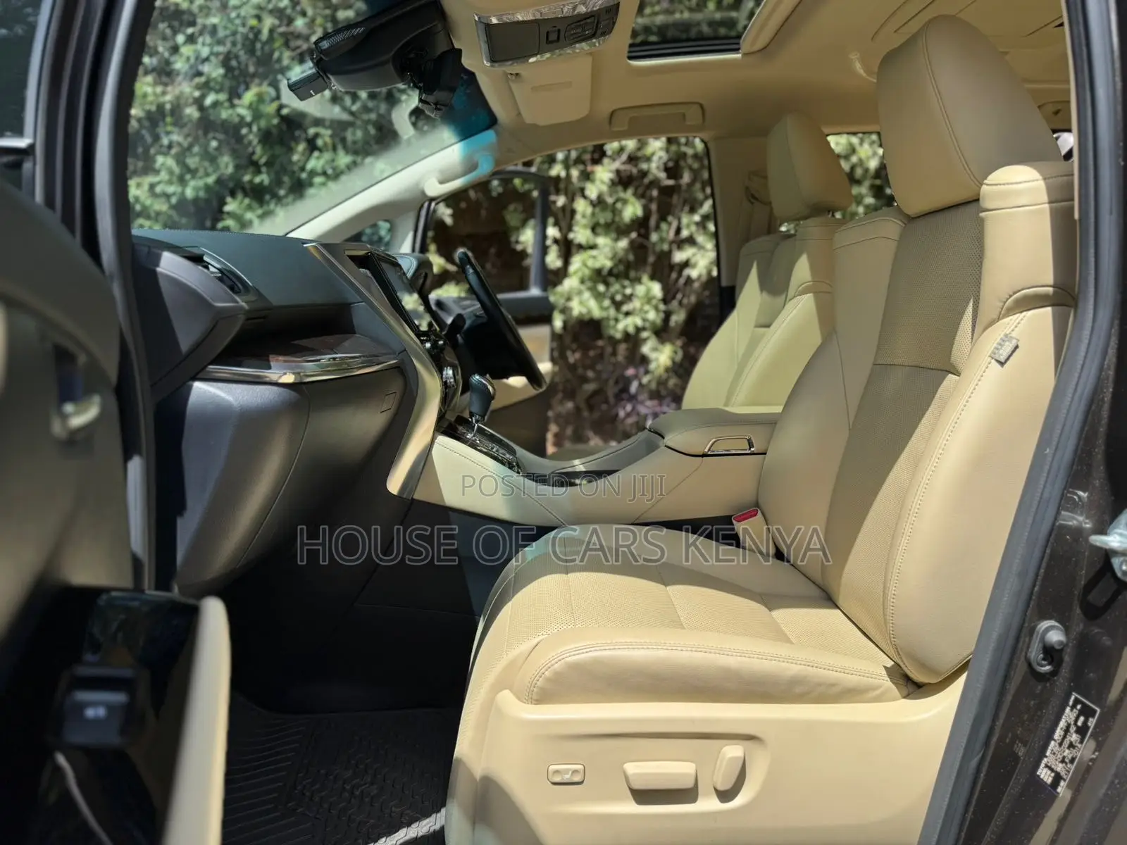 Toyota Alphard 2018 Brown