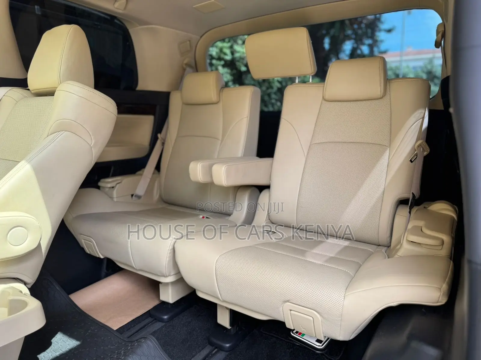 Toyota Alphard 2018 Brown