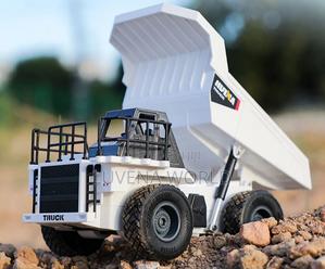 Dumping Truck With Lights - main view