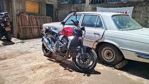 Honda CB 2019 Red