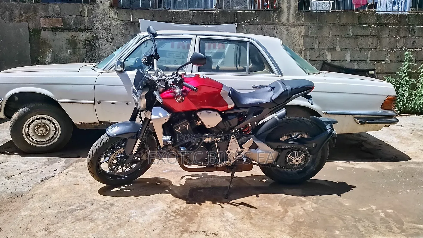 Honda CB 2019 Red