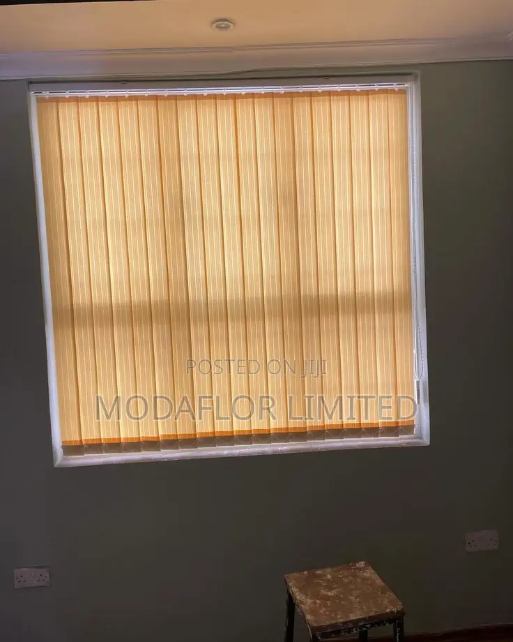 Vertical Blinds – Corporate Classic Shades