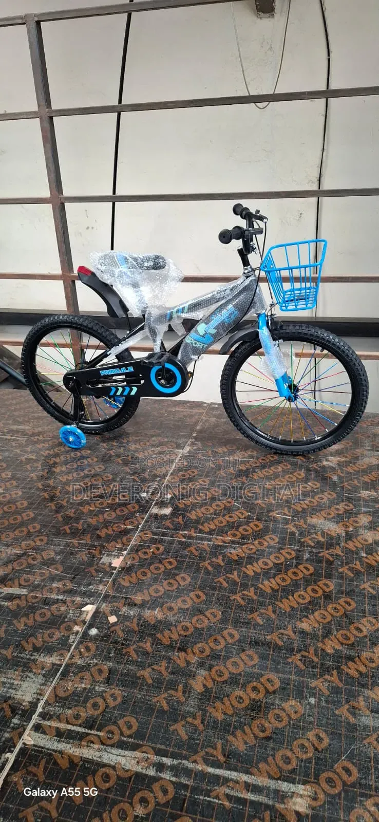 Size 20 Bicycle 
Suitable for Kids 7 to 10yrs