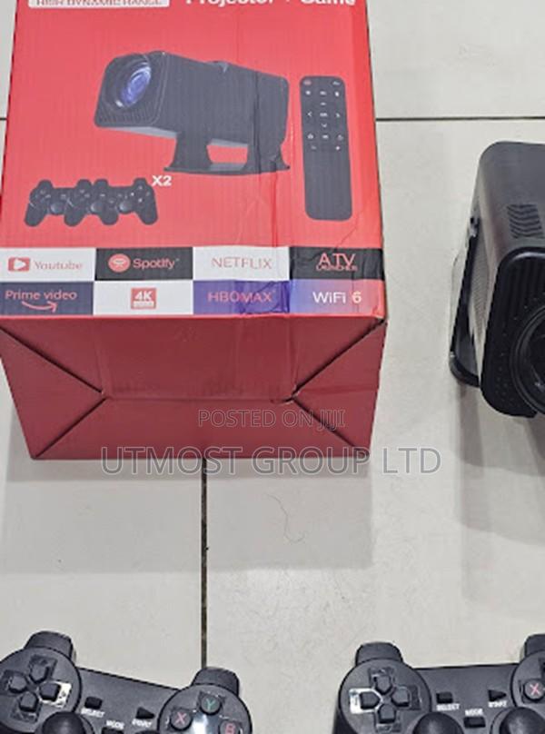 Hy320 Android 13 Projector With Controller Support - main view