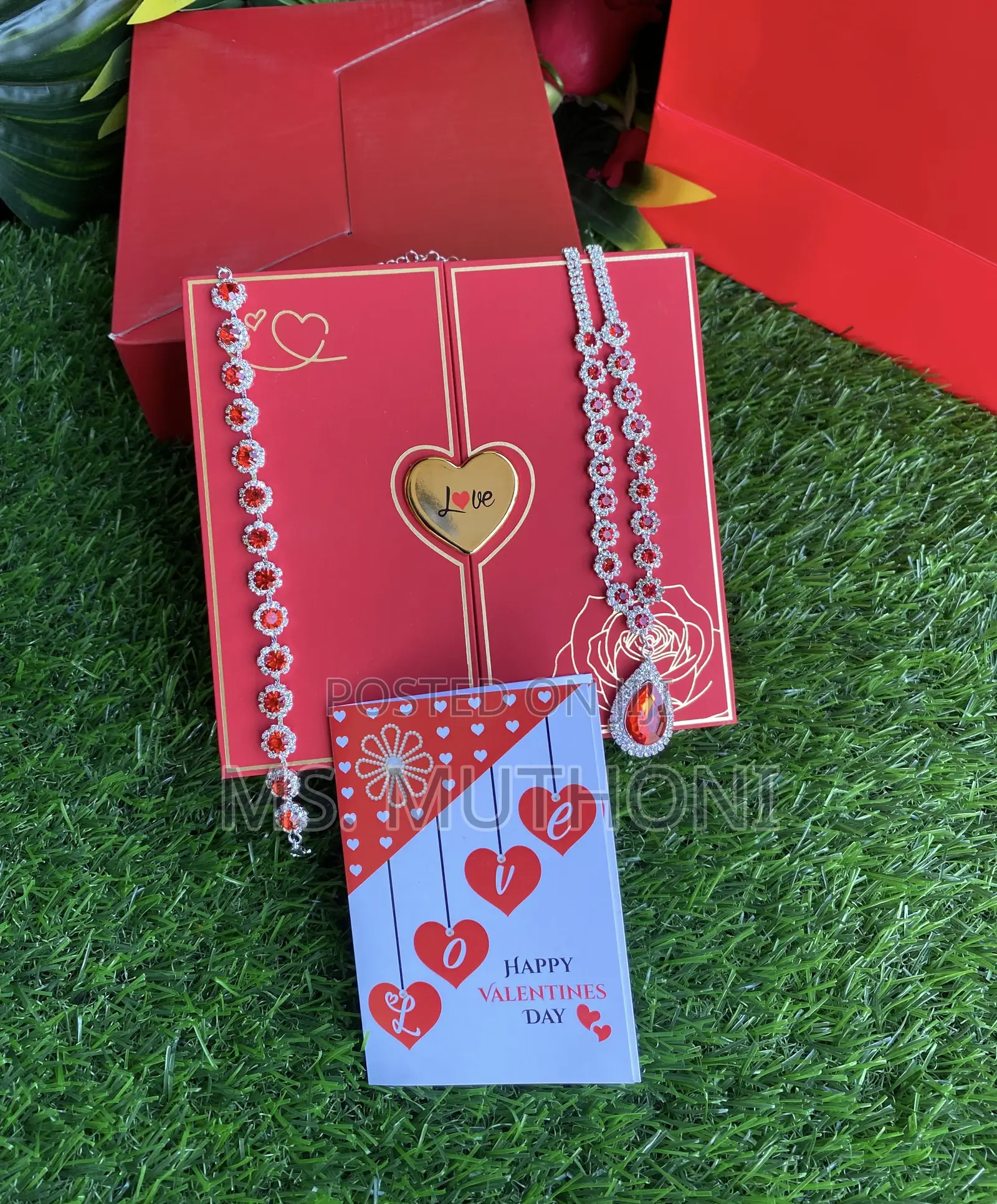   You Make Me Happy Valentines Ladies Gift Set*