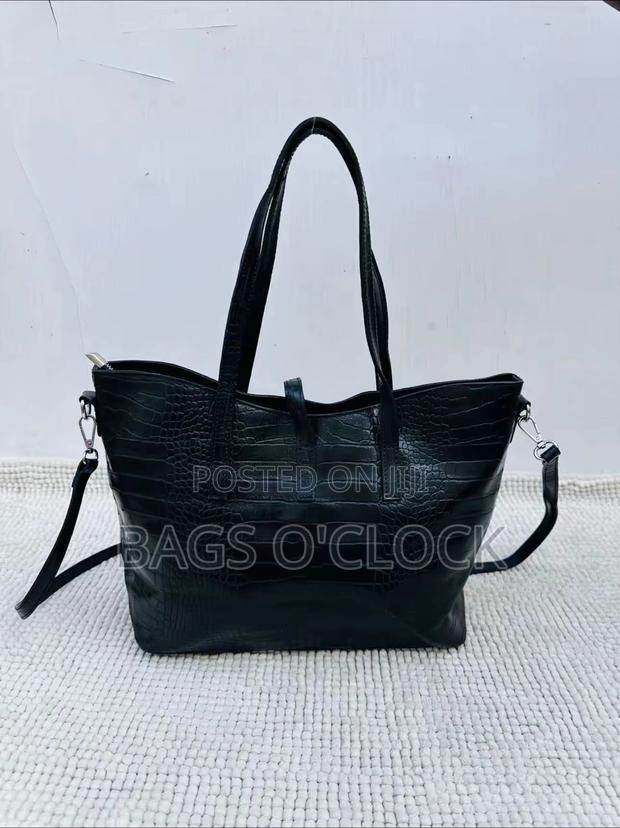 Women Handbag - thumbnail 3