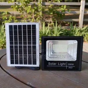 Ip67 Waterproof 200w Solar Flood Light Maintenance-Free Energy Saving