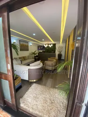 Furnished 4bdrm Block of Flats in Macurra Garden, Parklands/Highridge