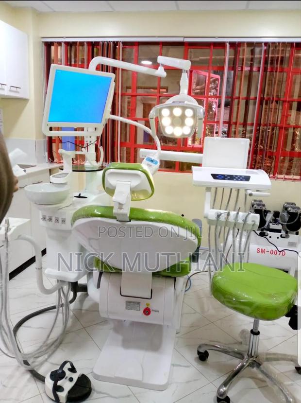 Dental Chair With Accessories and Compressor - Complete - thumbnail 2