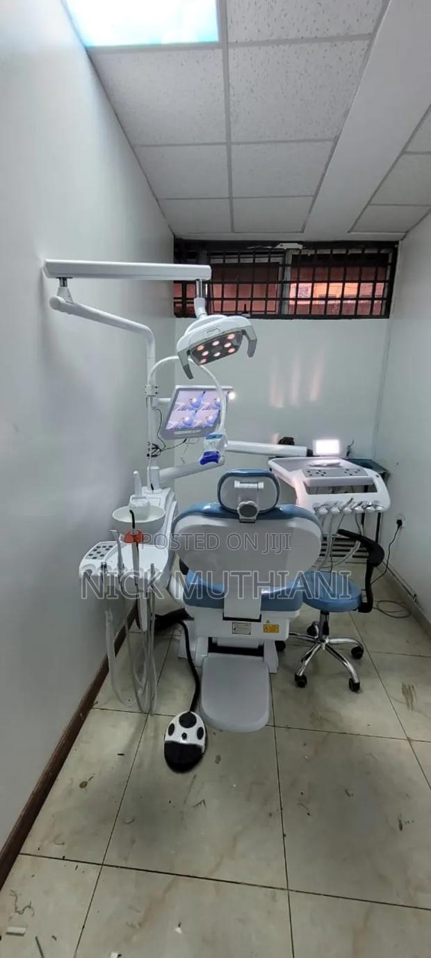 Dental Chair With Accessories and Compressor - Complete - thumbnail 4