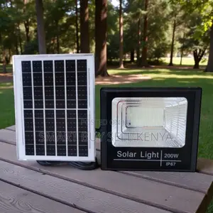 200w Solar Powered Flood Light Lamp With Light Sensor Auto on/Off