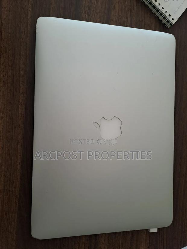 Pre Loved Macbook Air - thumbnail 2