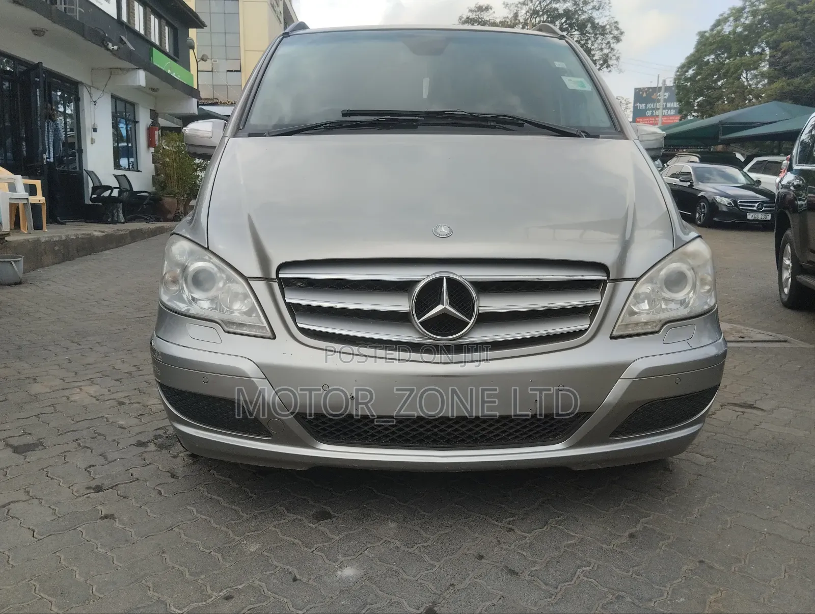 Mercedes-Benz Viano 2012 Beige