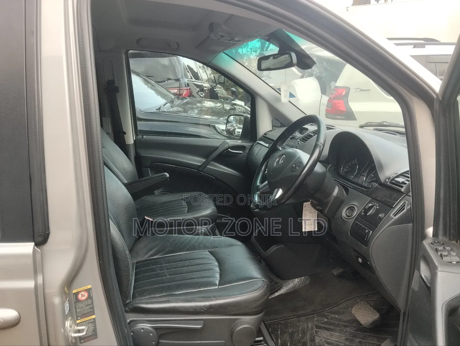 Mercedes-Benz Viano 2012 Beige