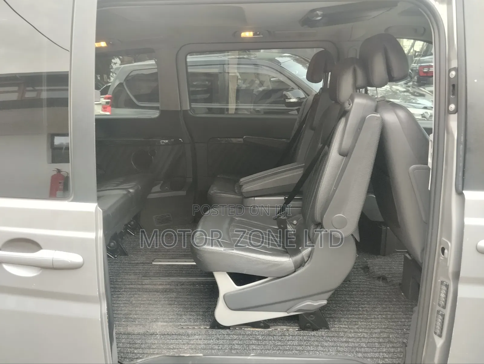 Mercedes-Benz Viano 2012 Beige