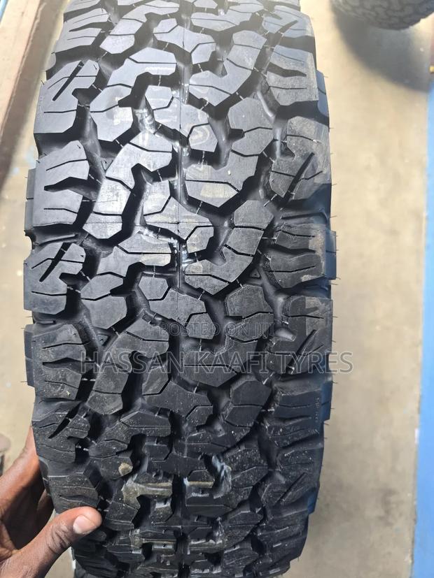 245/70r16 Bfgoodrich Tyre - thumbnail 2