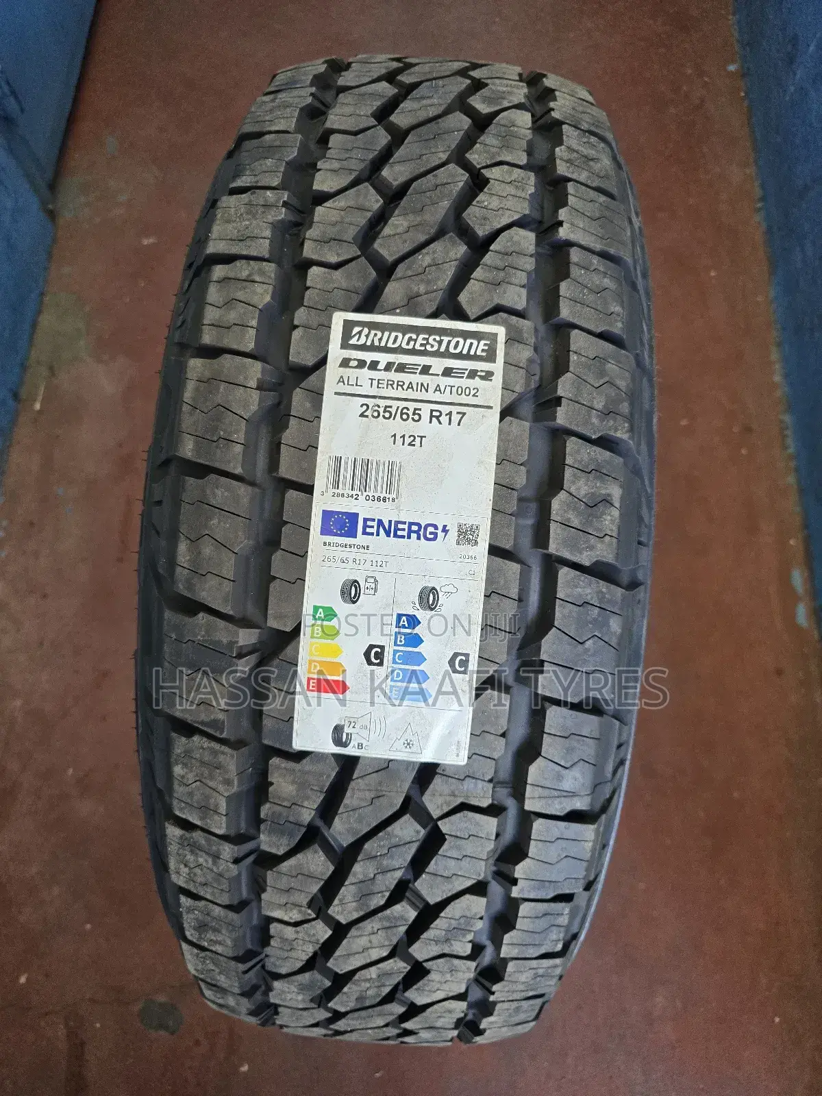265/65r17 Bridgstone Tyre