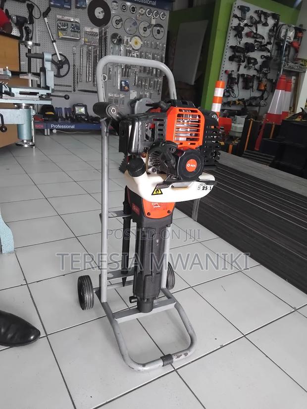 Jumping Jack/Gasoline_powered Post Driver. - thumbnail 3