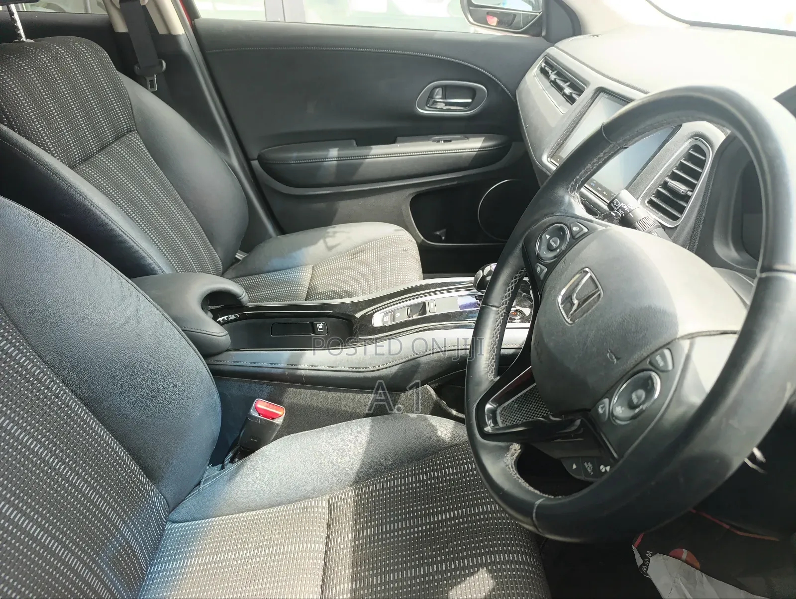 Honda Vezel 1.5 2WD 2018 Red