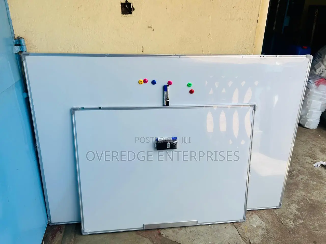 120cmx180cm White-Board##Whiteboard Available.