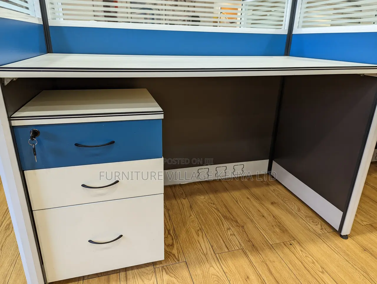 Office Workstations: 4-drawers Imported Workstation