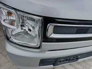Suzuki Wagon R 660 Petrol FWD 2018 Silver
