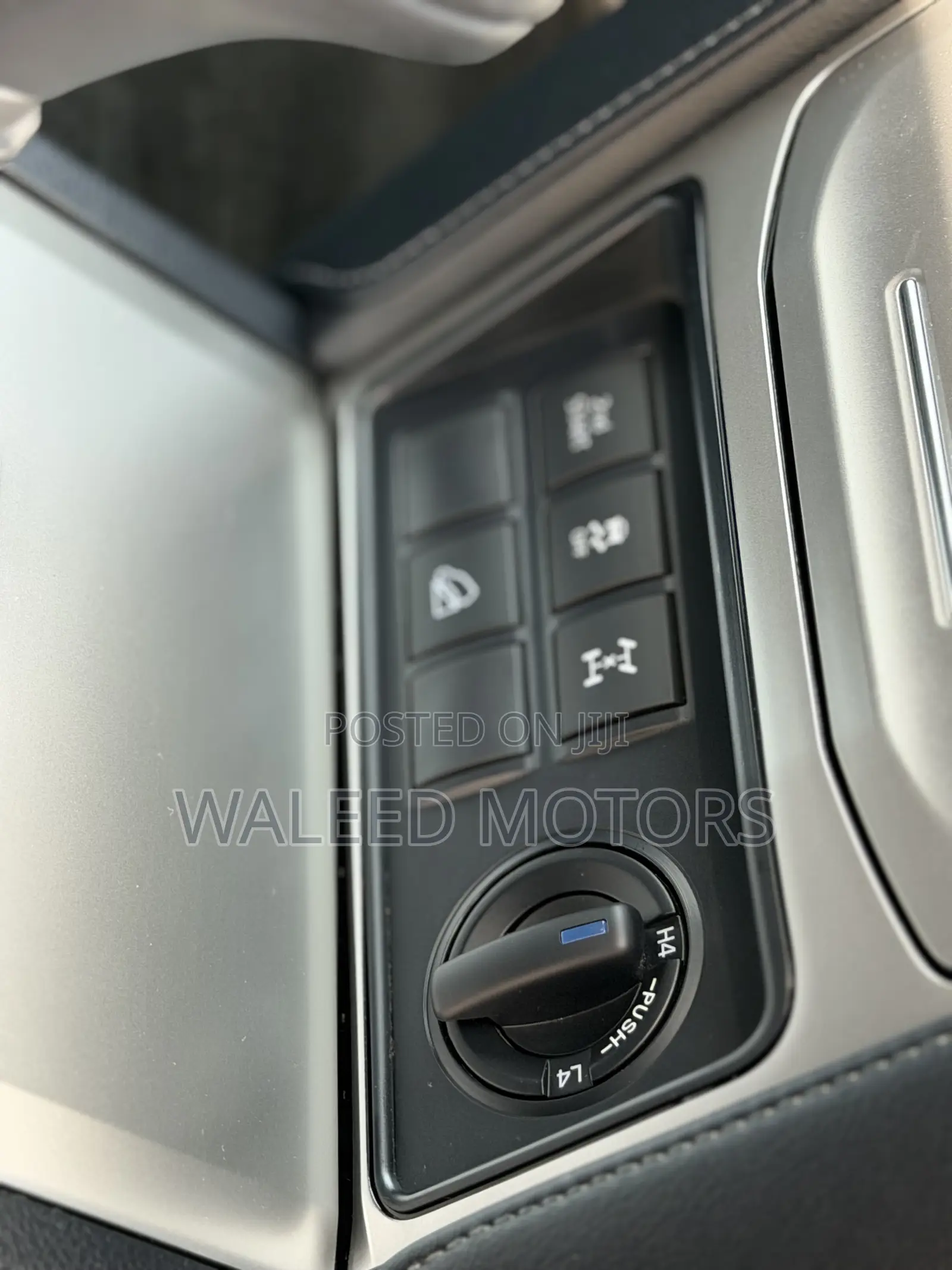 Toyota Land Cruiser Prado 2.8 2022 Black