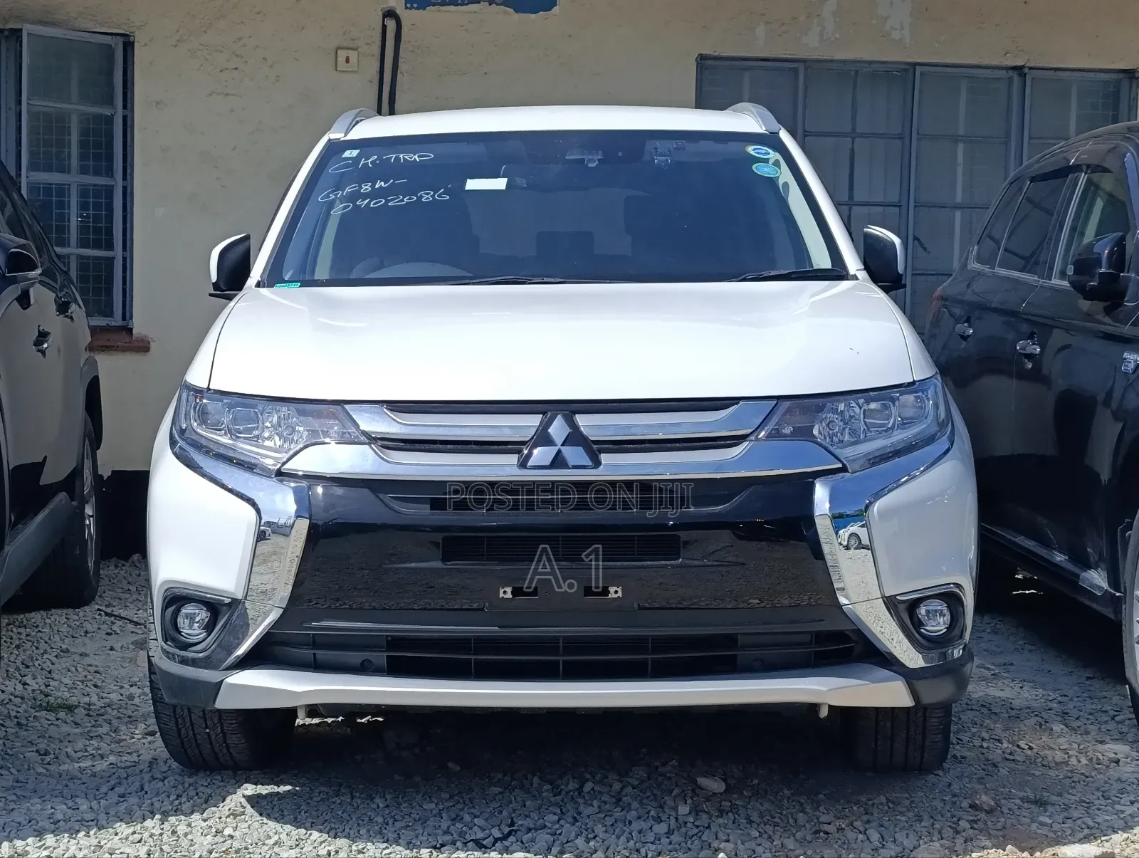 Mitsubishi Outlander 2019 White