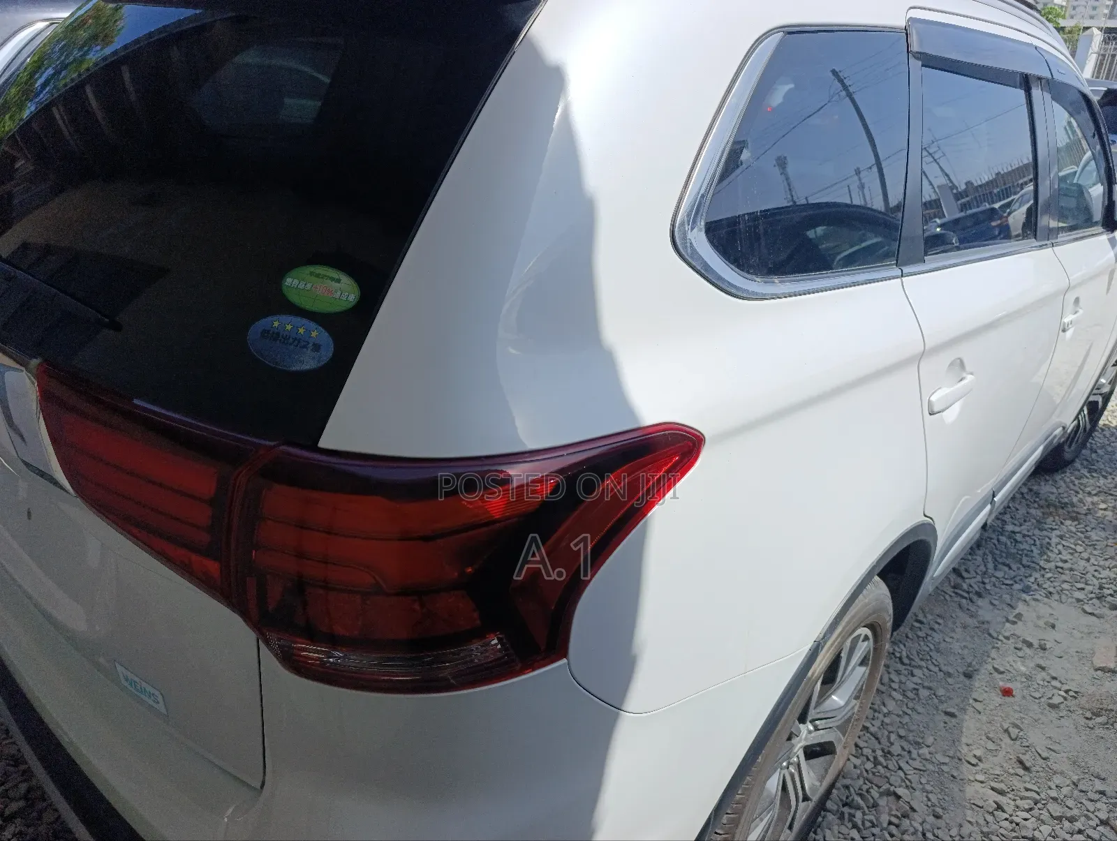 Mitsubishi Outlander 2019 White