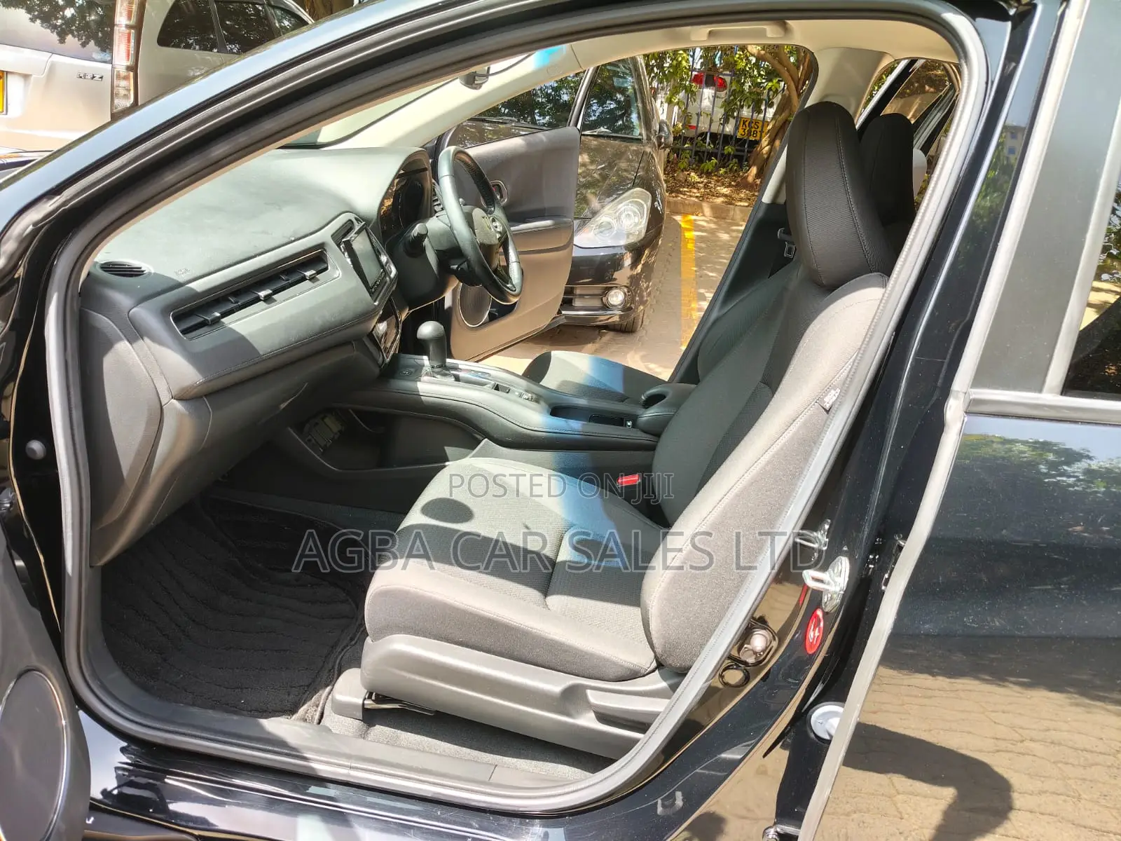 Honda Vezel 1.5 2WD 2019 Black