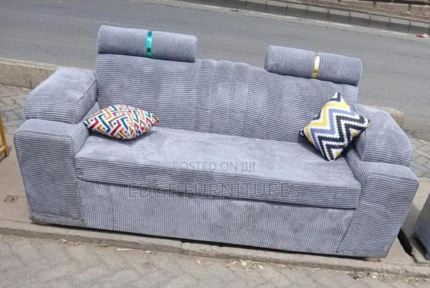 Quality Three Seater For Sale - thumbnail 2