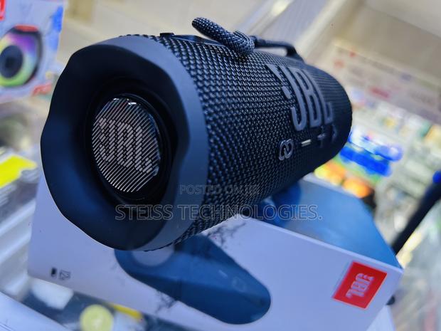 JBL Flip 6 Wireless Bt Speaker - thumbnail 6