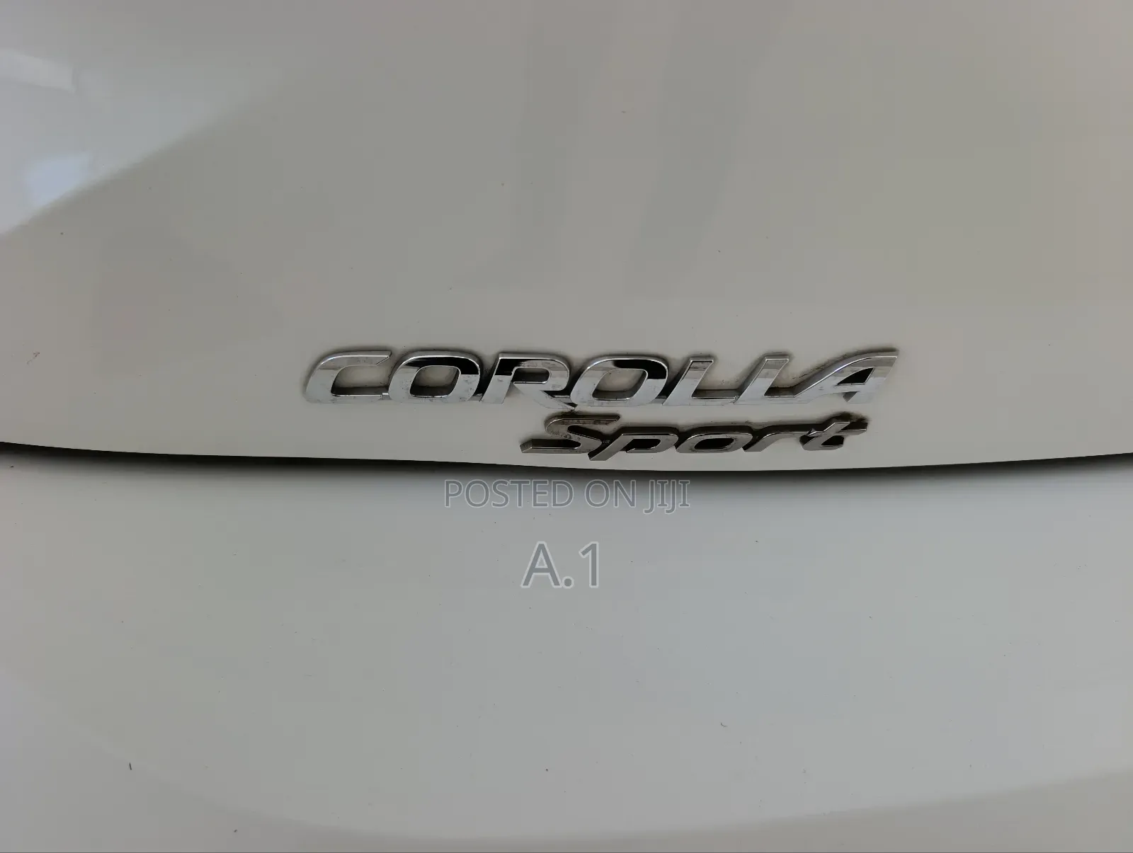 Toyota Corolla XSE (1.8L 4cyl 2A) 2019 White