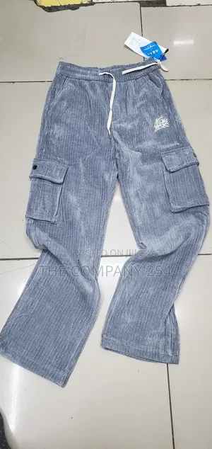 Codry Unisex Cargo Side Pocket Baggy Sweatpants Available