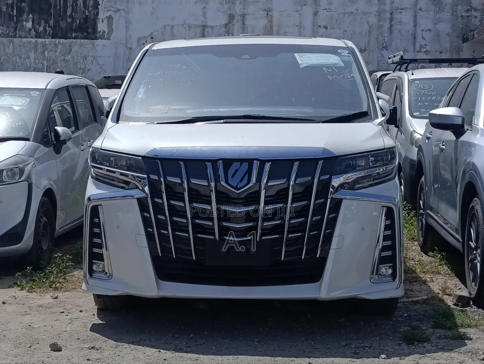 Toyota Alphard 2.5 Petrol FWD 2018 White