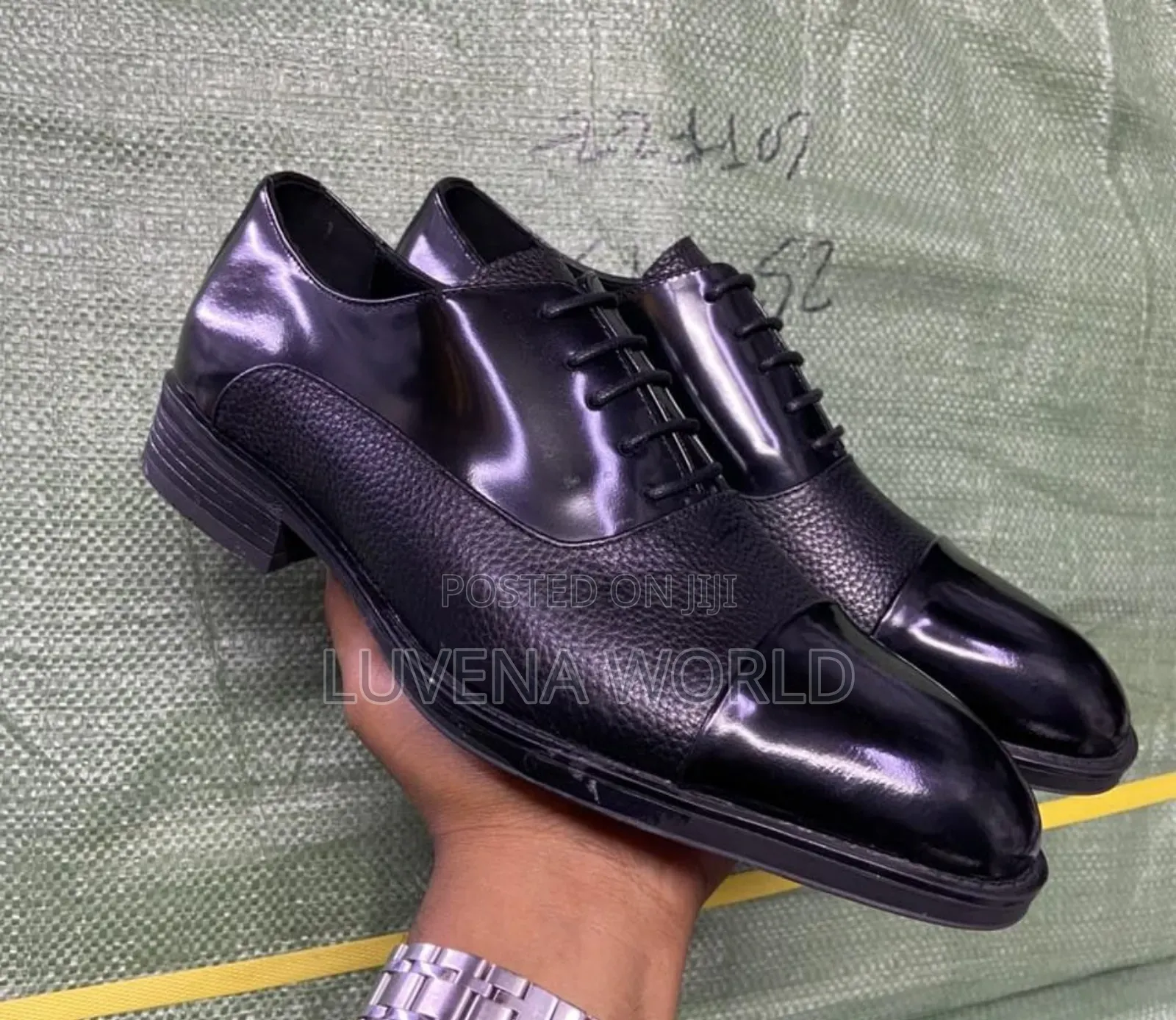 Black Smart John Leather