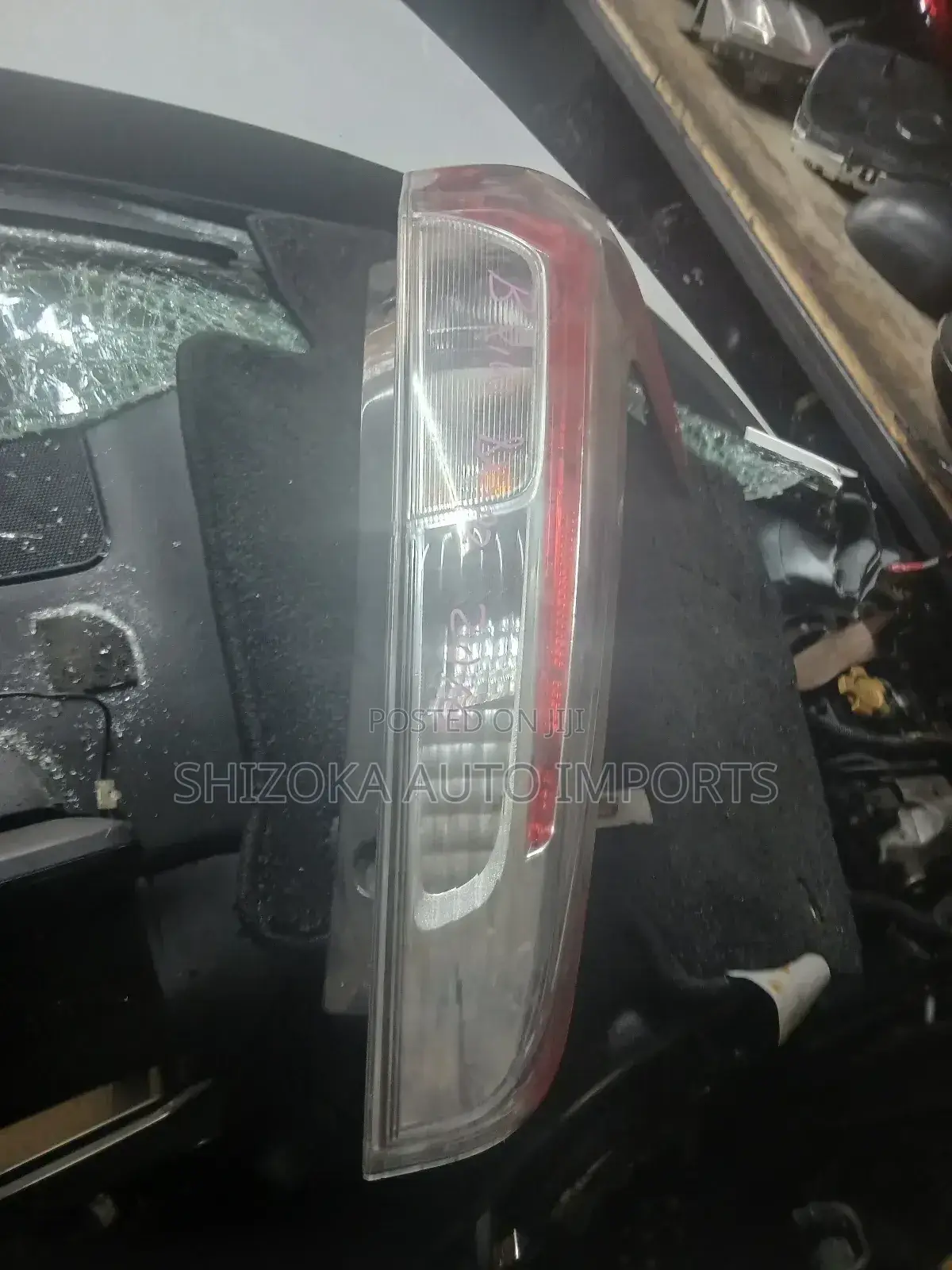 Toyota Auris E180 Estate Left Rear Tail Light (Non-Led)