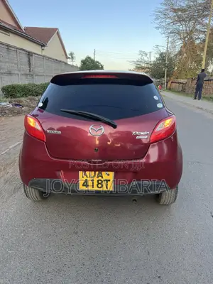 Mazda Demio 2014 Maroon