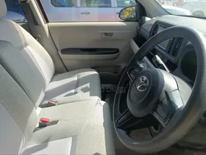 Toyota Passo 2019 Red
