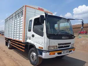 Isuzu FRR Lorry 2018 White