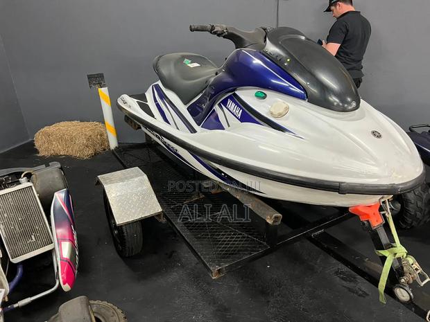 Yamaha Jetski - thumbnail 2