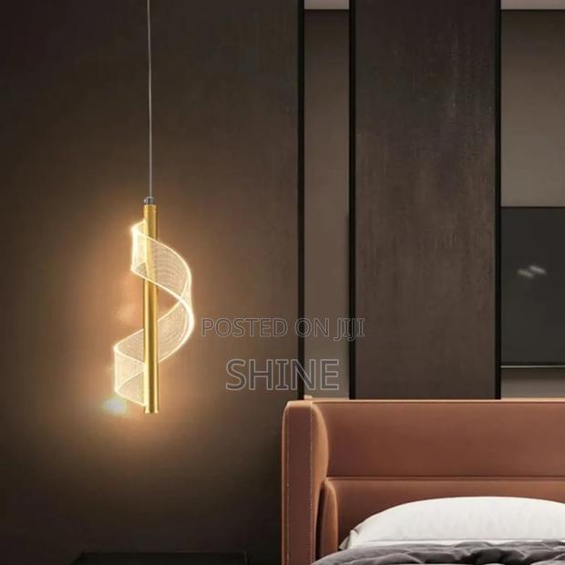 Hanging Lights/Ceiling Lights - thumbnail 4