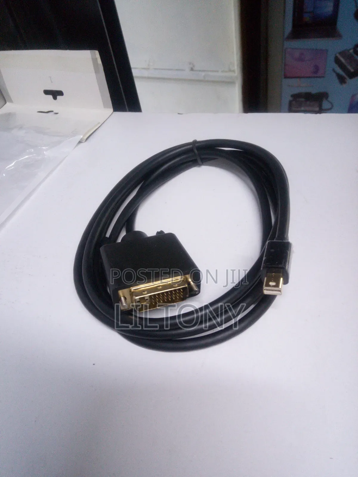 1.5m Mini Display Port to Dvi Cable