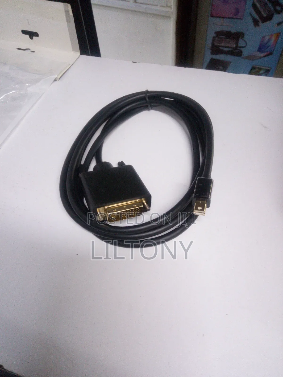 1.5m Mini Display Port to Dvi Cable