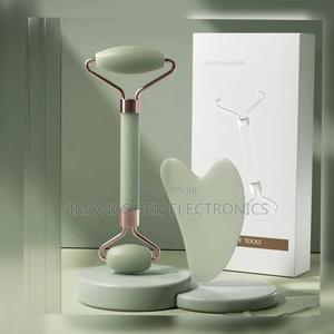 Anti Aging Face Roller - main view