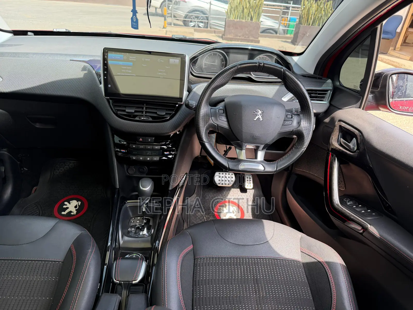 Peugeot 2008 1.2 PureTech (130 Hp) 2018 Red