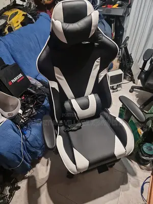 Gaming Chairs: Modern Ergonomic Gaming Seat (Black, Red & Blue)