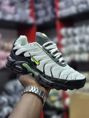 Nike Air Max Plus Tn "Retro Future"