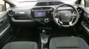 Toyota Aqua 2019 Silver